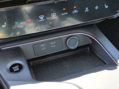New 2026 Nissan Sentra SV w/ SV Convenience Package FWD image 32