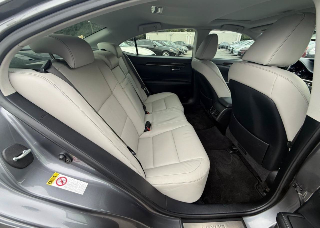 Used 2014 Lexus ES 350 w/ Luxury Package FWD image 14