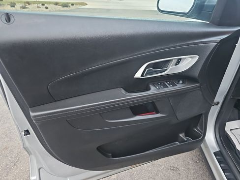 Used 2012 Chevrolet Equinox LS image 8