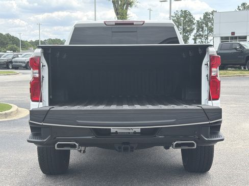 Used 2023 Chevrolet Silverado 1500 LT Trail Boss w/ Convenience Package II AWD/4WD image 31