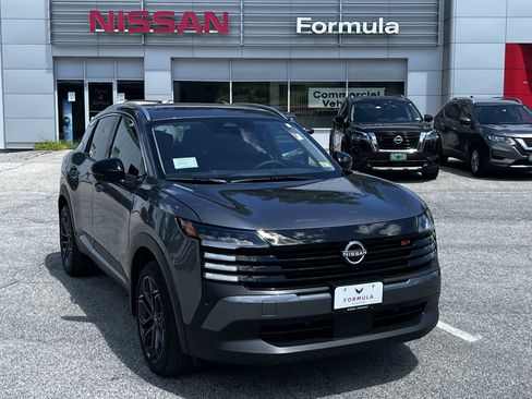 New 2026 Nissan Kicks SR w/ SR Premium Package AWD/4WD image 1