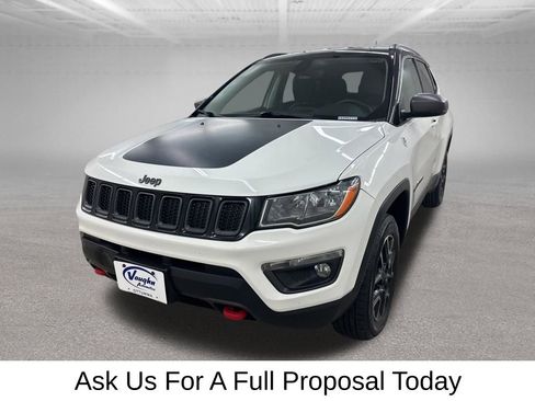 Used 2019 Jeep Compass Trailhawk AWD/4WD image 6