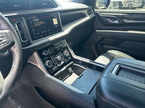 Certified 2023 GMC Yukon Denali AWD/4WD image 25
