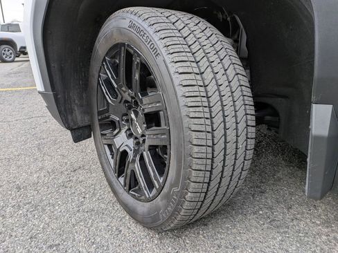 New 2026 GMC Sierra EV Elevation w/ LPO, Elevation Dark Package image 37