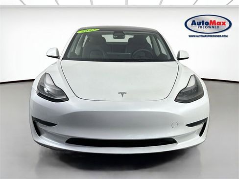 Used 2023 Tesla Model 3 Standard Range image 7