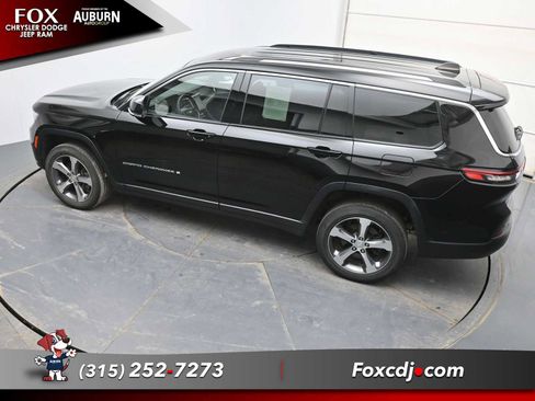 Used 2023 Jeep Grand Cherokee L Limited image 27