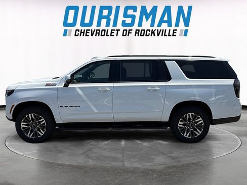 New 2026 Chevrolet Suburban Z71 w/ Z71 Off-Road Package AWD/4WD image 3