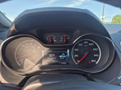 Used 2017 Chevrolet Cruze Premier FWD image 33