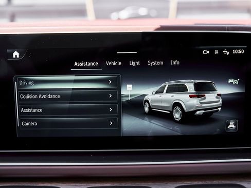 Used 2026 Mercedes-Benz Maybach GLS 600 4MATIC image 82