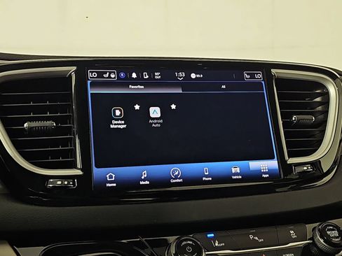 Used 2023 Chrysler Pacifica Touring-L FWD image 19
