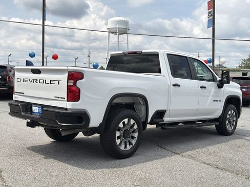 Used 2024 Chevrolet Silverado 2500 Custom w/ Custom Convenience Package AWD/4WD image 8