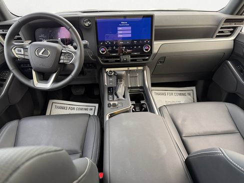 Used 2025 Lexus GX 550 w/ Accessory Package (2T) image 10