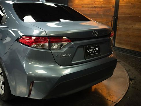 Used 2024 Toyota Corolla LE FWD image 6
