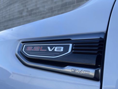 Used 2020 GMC Sierra 1500 AT4 w/ AT4 Premium Package image 13