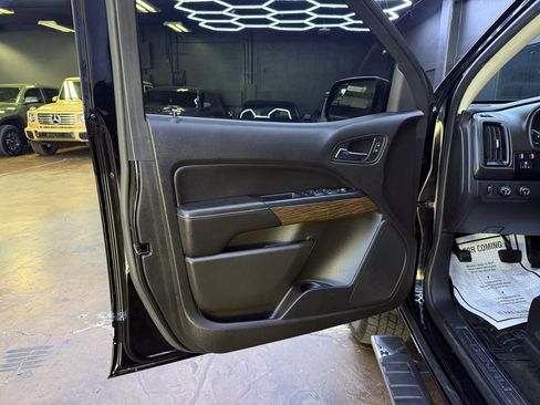 Used 2017 GMC Canyon Denali AWD/4WD image 12