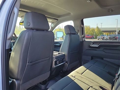 New 2026 GMC Sierra 2500 SLT w/ SLT Convenience Package image 12