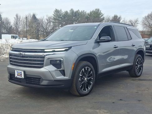 New 2026 Chevrolet Traverse LT w/ Sun and Wheel Package image 10