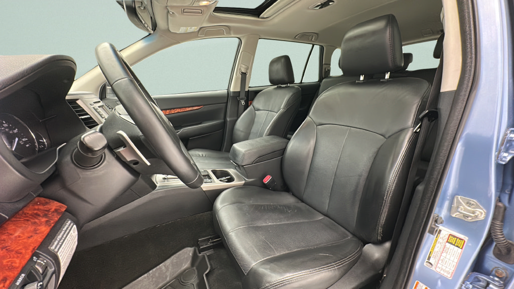 Used 2012 Subaru Outback 2.5i Limited AWD/4WD image 13