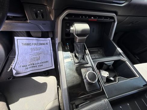 Used 2022 Toyota Tundra SR5 RWD image 13