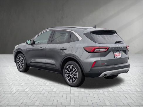 New 2024 Ford Escape SE image 7