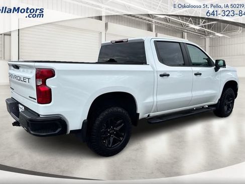 Used 2023 Chevrolet Silverado 1500 Custom Trail Boss w/ LPO, Dark Essentials Package AWD/4WD image 3
