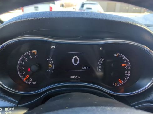 Used 2014 Jeep Grand Cherokee Limited image 32