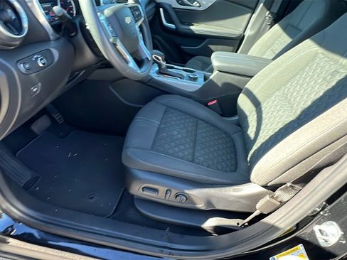Used 2021 Chevrolet Blazer LT image 13