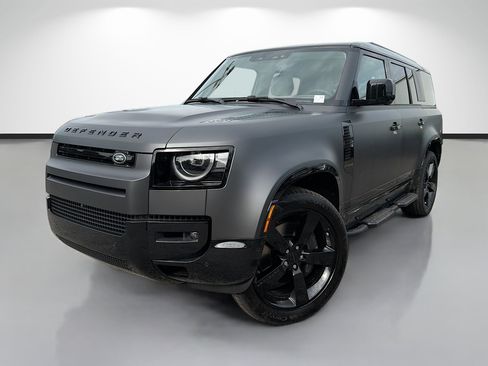 New 2026 Land Rover Defender 130 X-Dynamic SE AWD/4WD image 1
