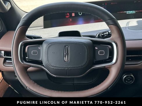 New 2026 Lincoln Navigator Reserve AWD/4WD image 25