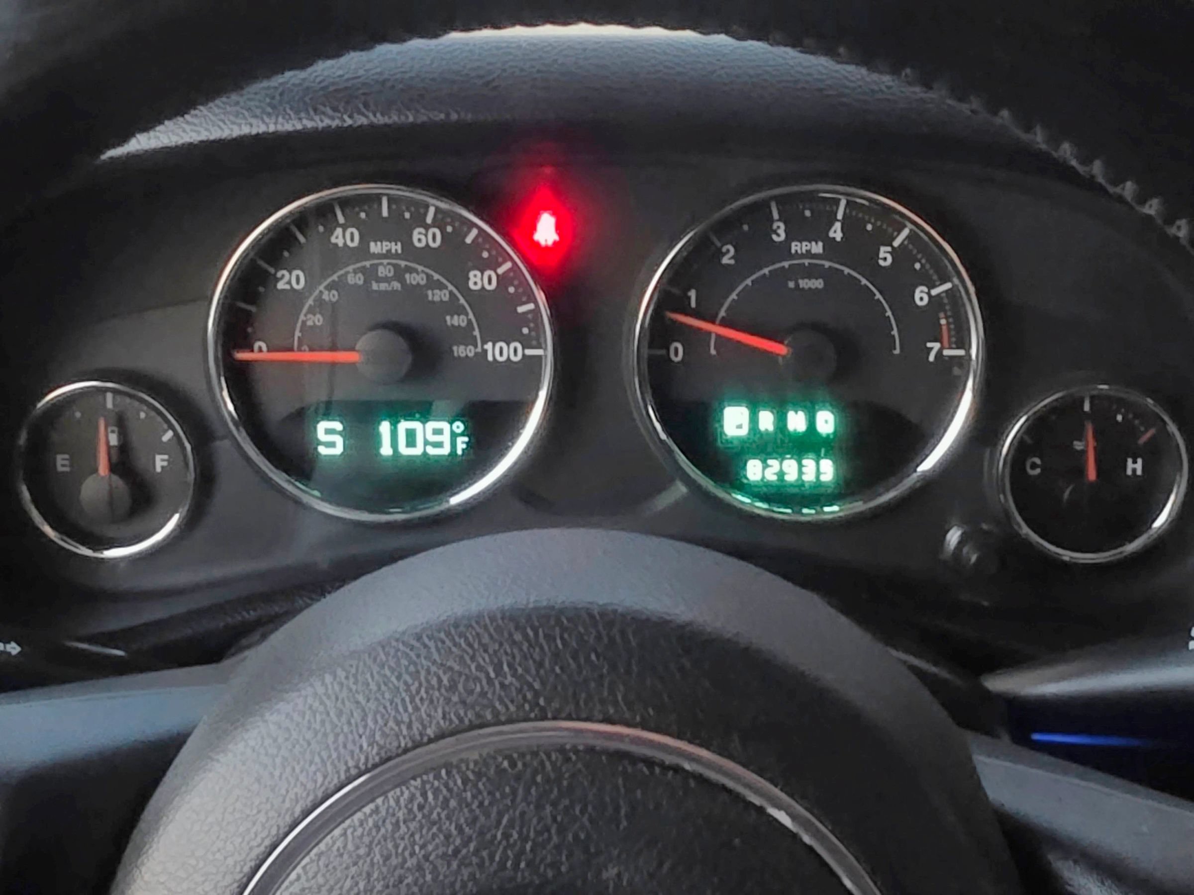 Used 2012 Jeep Wrangler Unlimited Sahara w/ Dual Top Group AWD/4WD image 22