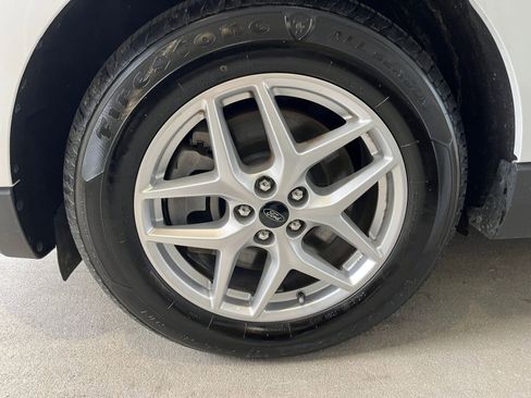 Used 2024 Ford Edge SEL image 30