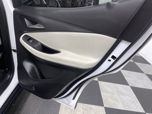 Used 2021 Buick Encore GX Preferred image 19