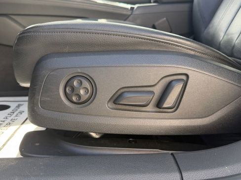 Used 2019 Audi A4 2.0T Premium w/ Convenience Package image 4