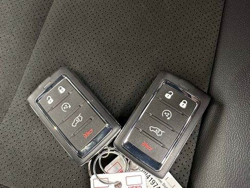 New 2025 Jeep Grand Cherokee L Laredo image 29