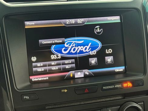 Used 2016 Ford Explorer XLT w/ Equipment Group 202A image 28