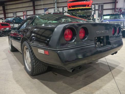 Used 1989 Chevrolet Corvette Coupe RWD image 6