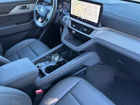 New 2026 Ford Explorer Active w/ Active Comfort Package AWD/4WD image 21