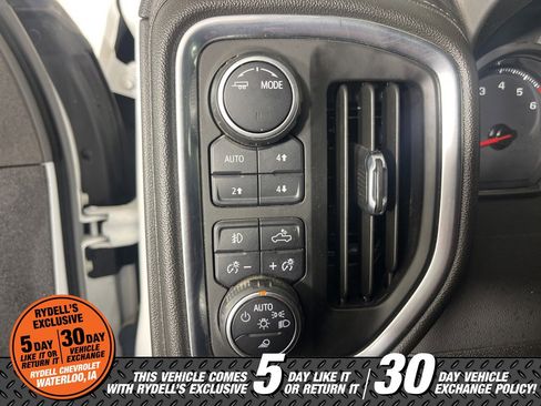 Used 2022 Chevrolet Silverado 2500 LTZ w/ LTZ Plus Package image 21