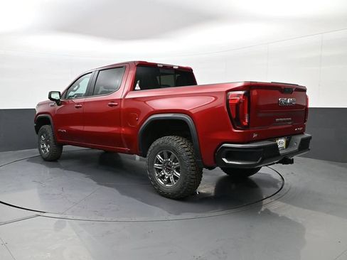 Used 2026 GMC Sierra 1500 AT4X w/ LPO, Black Badging Package AWD/4WD image 7