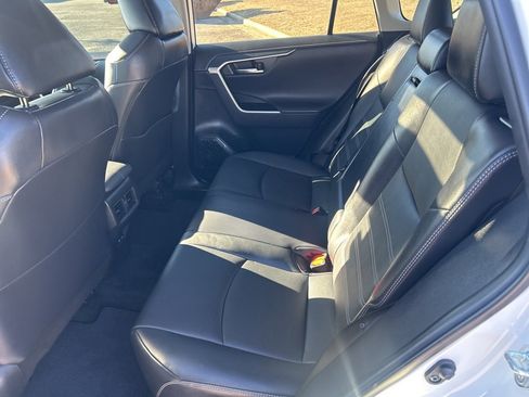 Used 2022 Toyota RAV4 Limited image 29