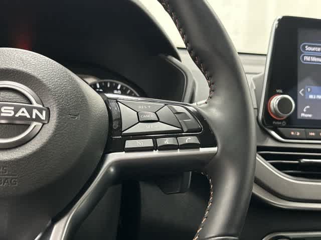 Used 2025 Nissan Altima 2.5 SR FWD image 18