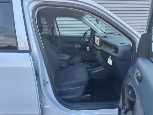 New 2025 Ford Maverick XL image 33