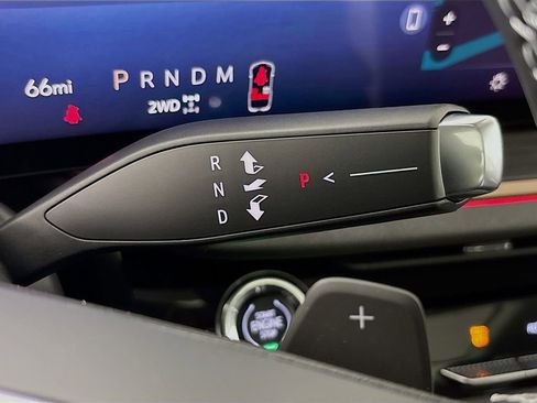 New 2026 Buick Envision Sport Touring image 17