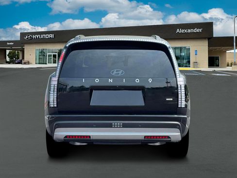 New 2026 Hyundai Ioniq 9 SE AWD/4WD image 6