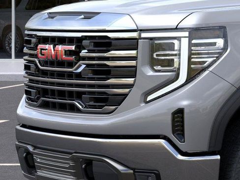 New 2026 GMC Sierra 1500 SLT w/ SLT Premium Package AWD/4WD image 13