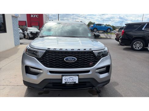 Used 2023 Ford Explorer ST w/ Equipment Group 401A AWD/4WD image 3