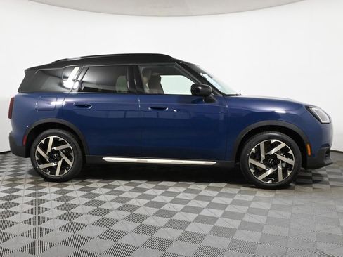Used 2026 MINI Cooper Countryman S w/ Comfort Package Max image 8