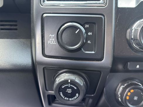 Used 2018 Ford F150 XLT w/ Equipment Group 302A Luxury AWD/4WD image 15