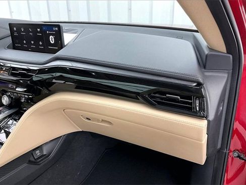 Used 2023 Acura MDX SH-AWD w/ Advance Package image 18