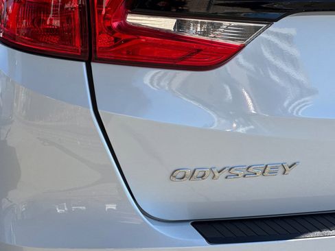 Used 2023 Honda Odyssey EX-L image 24